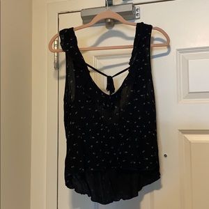 AMERICAN EAGLE Ruffle Tank